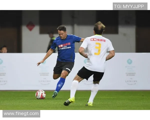 中国足球明星全景解析从历史到现状的辉煌与挑战