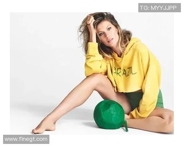 足球明星妻子的性感生活揭秘大尺度照片引发热议 足球明星妻子的性感生活揭秘大尺度照片引发热议