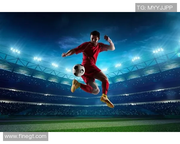 全球足球明星中谁的荣誉成就最高值得我们深入探讨与分析